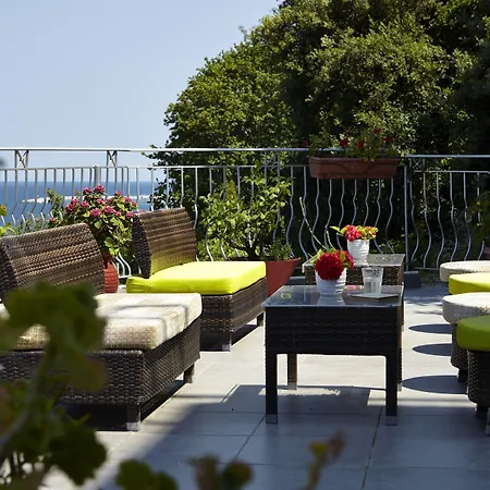 Otel Alkyonis 3*