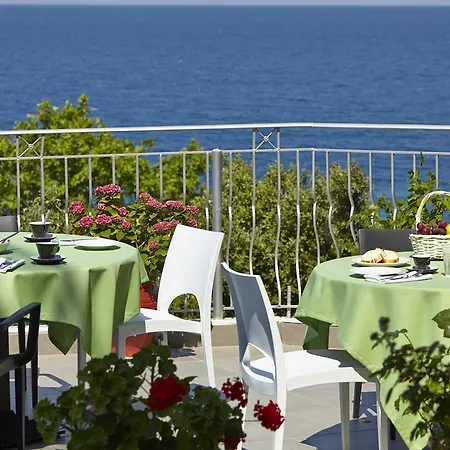 Alkyonis Hotel