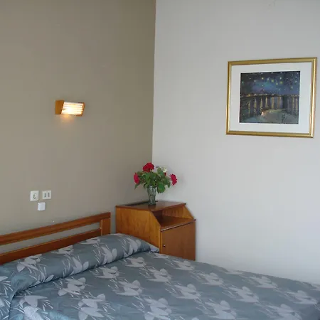 Alkyonis بلاتامونيس