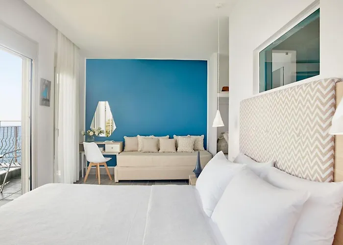 Otel Alkyonis