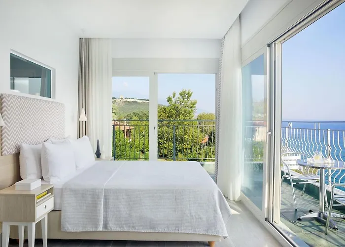 Otel Alkyonis